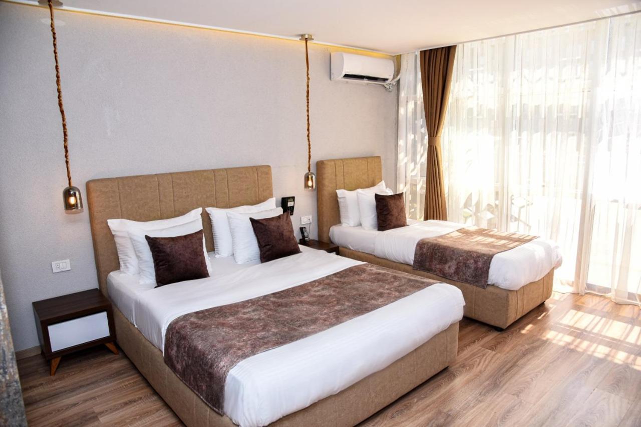 Hotel Driada Gjakova Exterior photo